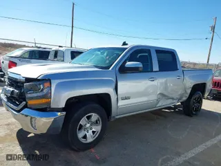 2018 Chevrolet Silverado 1500 LT with VIN 3GCPCREH6JG485041, listed as a IAAI auction lot 41125547 with 67,214 mi miles. Bid and sale history available at carsss.com. Image 15.