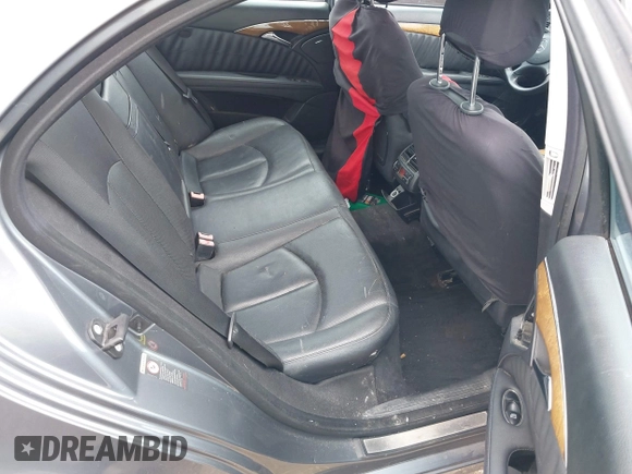 2007 Mercedes-Benz E 550 with VIN WDBUF72XX7B085400, listed as a IAAI auction lot 41650895 with 180,589 mi miles and . Bid and sale history available at DreamBid. Image 8.