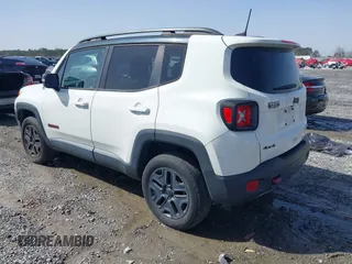 2018 Jeep Renegade Trailhawk with VIN ZACCJBCB9JPG81032, listed as a IAAI auction lot 41722934 with 178,502 mi miles. Bid and sale history available at carsss.com. Image 3.