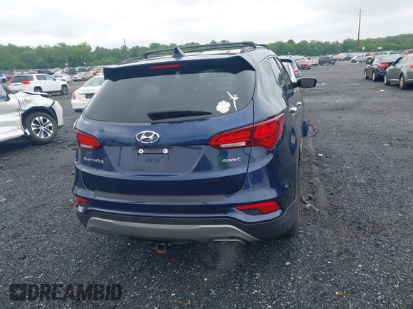 2017 Hyundai Santa Fe 2.4L z VIN 5XYZU3LB7HG418300, wystawiony jako IAAI lot #42369329 z przebiegiem 126 326 mil mil oraz . Historia ofert i sprzedaży dostępna na DreamBid. Obrazek 16.