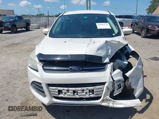 2014 Ford Escape SE with VIN 1FMCU0G93EUD22536, listed as a IAAI auction lot 42045733 with 145,983 mi miles. Bid and sale history available at carsss.com. Image 12.