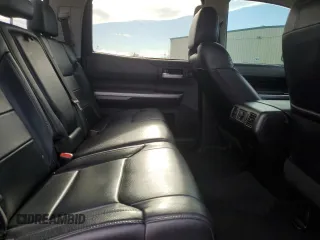 2014 Toyota Tundra Limited z VIN 5TFHY5F19EX335619, wystawiony jako Copart lot #74961544 z przebiegiem 402 279 mil mil oraz Czysty tytuł • Clean title. Historia ofert i sprzedaży dostępna na DreamBid. Obrazek 10.