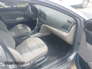2017 Hyundai Elantra SE z VIN 5NPD84LF7HH119468, wystawiony jako IAAI lot #42060414 z przebiegiem 122 434 mil mil oraz . Historia ofert i sprzedaży dostępna na DreamBid. Obrazek 5.
