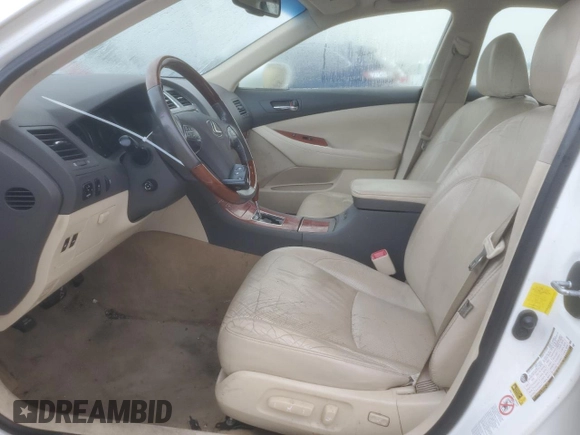 2012 Lexus ES 330 z VIN JTHBK1EG1C2507897, wystawiony jako Copart lot #55628715 z przebiegiem 96 169 mil mil oraz Nie do naprawy • Non repairable. Historia ofert i sprzedaży dostępna na DreamBid. Obrazek 7.