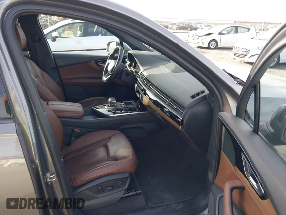2017 Audi Q7 Prestige with VIN WA1VAAF79HD057566, listed as a IAAI auction lot 41172824 with 108,566 mi miles. Bid and sale history available at carsss.com. Image 5.