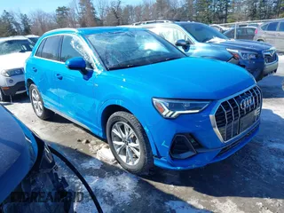 2022 Audi Q3 S line Premium Plus with VIN WA1EECF33N1149525, listed as a IAAI auction lot 41623465 with 76,971 mi miles. Bid and sale history available at carsss.com. Image 1.