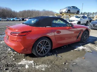 2021 BMW Z4 sDrive30i with VIN WBAHF3C05MWX36897, listed as a Copart auction lot 42633724 with 21,141 mi miles. Bid and sale history available at carsss.com. Image 3.