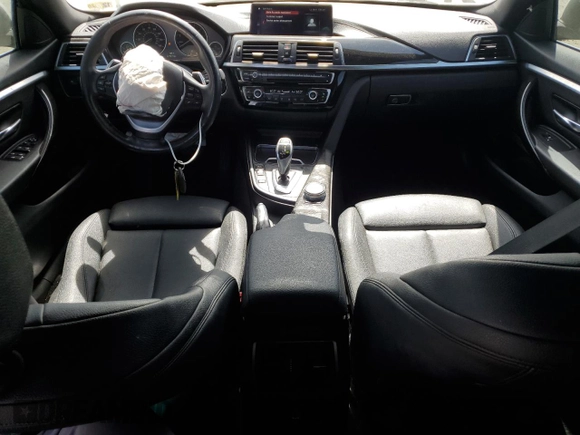 2019 BMW 4 Series 430i xDrive with VIN WBA4J3C53KBL08260, listed as a Copart auction lot 57282725 with 62,640 mi miles and Salvage title. Bid and sale history available at DreamBid. Image 8.
