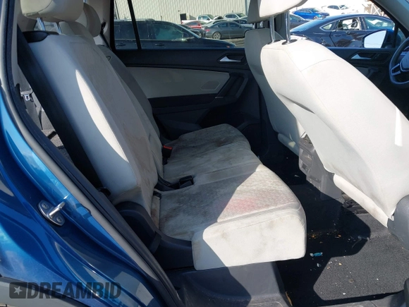 2020 Volkswagen Tiguan S with VIN 3VV1B7AXXLM002683, listed as a IAAI auction lot 41533012 with 108,257 mi miles and . Bid and sale history available at DreamBid. Image 8.