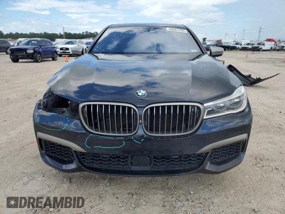 2019 BMW 7 Series M760i xDrive with VIN WBA7H6C58KG615081, listed as a Copart auction lot 59361704 with 92,769 mi miles and Salvage Title. Bid and sale history available at carsss.com. Image 5.