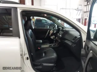 2012 Toyota Highlander with VIN 5TDBK3EH8CS151172, listed as a IAAI auction lot 41815115 with 150,494 mi miles. Bid and sale history available at carsss.com. Image 5.