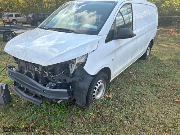 2016 Mercedes-Benz Metris Cargo Van with VIN WD3PG2EA6G3178683, listed as a Copart auction lot 83984154 with 226,001 mi miles and Clean Title. Bid and sale history available at carsss.com. Image 2.