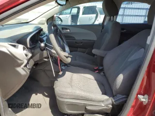 2017 Chevrolet Sonic LT z VIN 1G1JD5SH1H4127331, wystawiony jako Copart lot #52709905 z przebiegiem 73 810 mil mil oraz Szkoda całkowita • Salvage title. Historia ofert i sprzedaży dostępna na DreamBid. Obrazek 7.