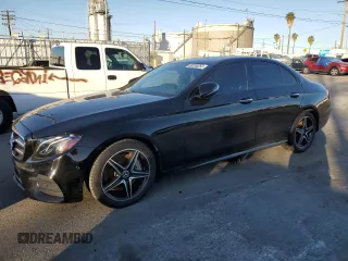 2018 Mercedes-Benz E-Class E 300 with VIN WDDZF4JB2JA351135, listed as a Copart auction lot 38379253 with 45,966 mi miles. Bid and sale history available at carsss.com. Image 1.