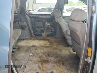 2000 Toyota Sienna LE with VIN 4T3ZF13C1YU267463, listed as a Copart auction lot 71667624 with 0 mi miles and Salvage Title. Bid and sale history available at carsss.com. Image 11.