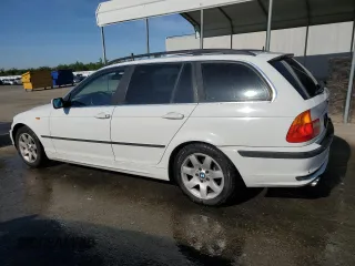 2003 BMW 3 Series 325i with VIN WBAEN33483PC12177, listed as a Copart auction lot 54206945 with 125,512 mi miles and Salvage Title. Bid and sale history available at DreamBid. Image 2.