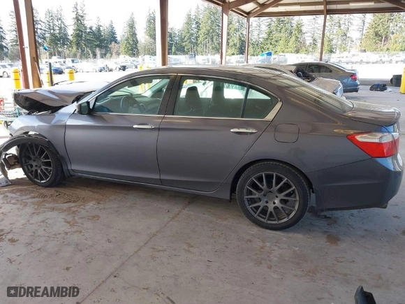 2015 Honda Accord Sedan Sport with VIN 1HGCR2F56FA247626, listed as a IAAI auction lot 41756043 with 127,185 mi miles. Bid and sale history available at carsss.com. Image 15.