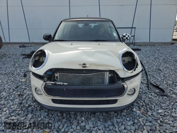 2016 MINI Hardtop with VIN WMWXP5C50GT740166, listed as a Copart auction lot 53832025 with 40,720 mi miles and Salvage Title. Bid and sale history available at DreamBid. Image 5.