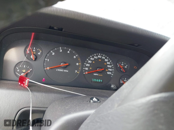 2000 Jeep Grand Cherokee Limited with VIN 1J4GW58N4YC423095, listed as a IAAI auction lot 42275933 with 135,684 mi miles and . Bid and sale history available at DreamBid. Image 7.