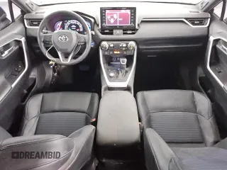 2021 Toyota RAV4 Hybrid XSE with VIN 4T3E6RFV8MU060122, listed as a Copart auction lot 62019045 with 60,971 mi miles and Salvage title. Bid and sale history available at DreamBid. Image 8.