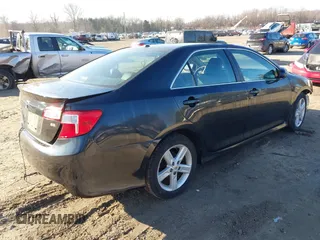 2012 Toyota Camry L with VIN 4T1BF1FK2CU062806, listed as a IAAI auction lot 41664970 with 75,980 mi miles and . Bid and sale history available at carsss.com. Image 4.