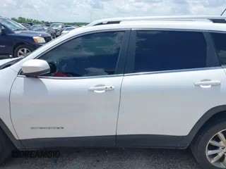 2014 Jeep Cherokee Limited с VIN 1C4PJLDB5EW129798, выставлен на аукционе IAAI как лот 42686216 с пробегом 158 390 миль миль и . История ставок и продаж доступна на DreamBid. Изображение 14.