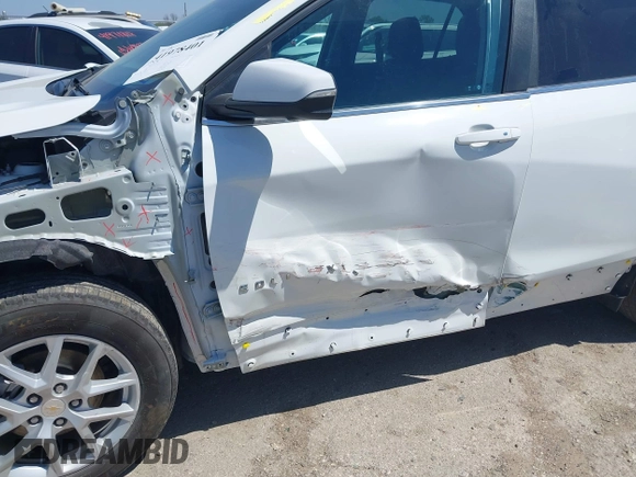 2024 Chevrolet Equinox LT with VIN 3GNAXKEG0RS177209, listed as a IAAI auction lot 41978401 with 16,631 mi miles and . Bid and sale history available at DreamBid. Image 17.