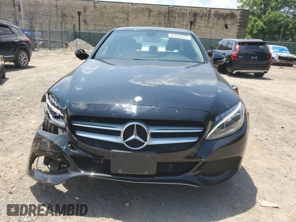 2015 Mercedes-Benz C 300 Luxury with VIN 55SWF4KB0FU022927, listed as a Copart auction lot 61828975 with 97,541 mi miles and Salvage title. Bid and sale history available at DreamBid. Image 5.