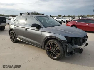 2019 Audi SQ5 Prestige with VIN WA1C4AFY1K2088255, listed as a Copart auction lot 80558084 with 42,035 mi miles and Salvage Title. Bid and sale history available at carsss.com. Image 4.