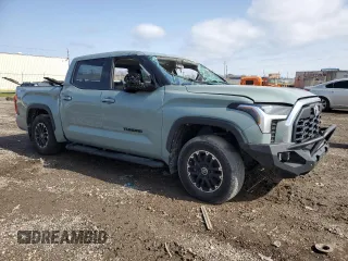 2022 Toyota Tundra 4WD SR5 with VIN 5TFLA5DB0NX037602, listed as a Copart auction lot 45083185 with 35,299 mi miles and Salvage Title. Bid and sale history available at carsss.com. Image 4.