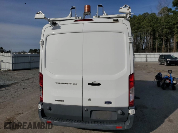 2016 Ford Transit with VIN 1FTYE2CV1GKB25370, listed as a Copart auction lot 46026785 with 137,662 mi miles and Clean Title. Bid and sale history available at DreamBid. Image 6.
