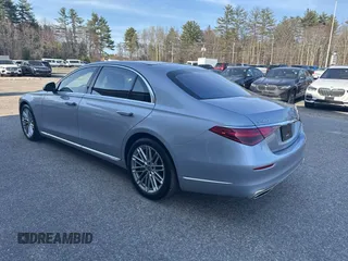 2022 Mercedes-Benz S 580 z VIN W1K6G7GB5NA078108, wystawiony jako IAAI lot #42130129 z przebiegiem 63 591 mil mil oraz . Historia ofert i sprzedaży dostępna na DreamBid. Obrazek 3.