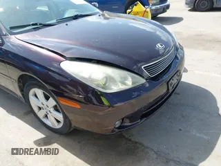 2005 Lexus ES 350 z VIN JTHBA30G455131431, wystawiony jako IAAI lot #41900309 z przebiegiem Nie podano mil oraz . Historia ofert i sprzedaży dostępna na DreamBid. Obrazek 18.