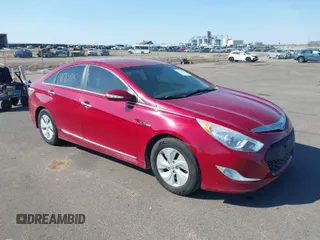 2014 Hyundai Sonata Hybrid Limited with VIN KMHEC4A4XEA115398, listed as a IAAI auction lot 41765915 with 137,049 mi miles. Bid and sale history available at carsss.com. Image 1.