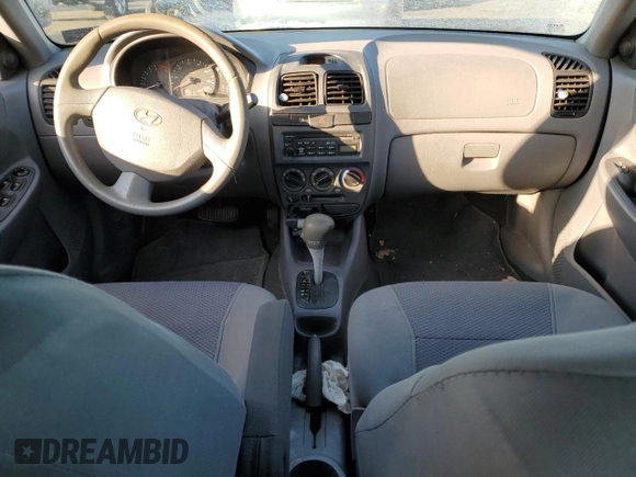 2005 Hyundai Accent GLS with VIN KMHCG45C85U588700, listed as a Copart auction lot 42792775 with 91,924 mi miles and Clean Title. Bid and sale history available at carsss.com. Image 8.