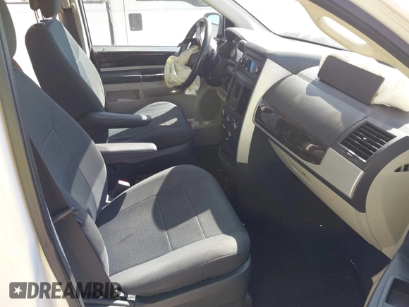 2010 Dodge Grand Caravan SXT with VIN 2D4RN5D1XAR462150, listed as a IAAI auction lot 41466381 with 204,531 mi miles and . Bid and sale history available at DreamBid. Image 5.