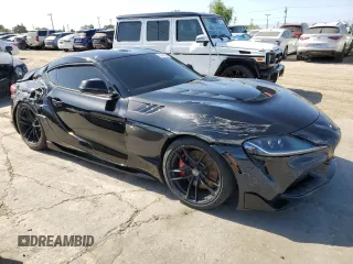 2021 Toyota Supra 3.0 z VIN WZ1DB0C01MW036730, wystawiony jako Copart lot #57497785 z przebiegiem 15 285 mil mil oraz Szkoda całkowita • Salvage title. Historia ofert i sprzedaży dostępna na DreamBid. Obrazek 4.