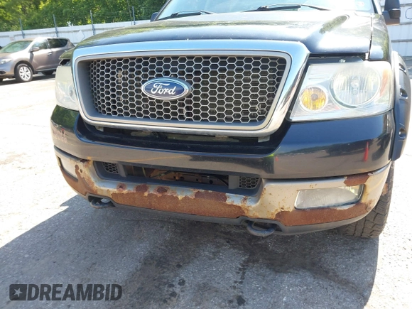 2005 Ford F-150 XLT z VIN 1FTPW14505FB29627, wystawiony jako IAAI lot #42586066 z przebiegiem 203 299 mil mil oraz . Historia ofert i sprzedaży dostępna na DreamBid. Obrazek 6.