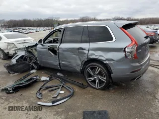 2017 Volvo XC90 R-Design with VIN YV4A22PM4H1155530, listed as a Copart auction lot 71935332 with 67,818 mi miles. Bid and sale history available at carsss.com. Image 2.