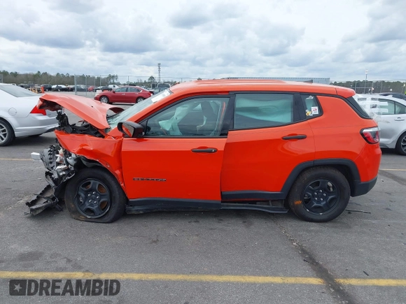 2019 Jeep Compass Sport z VIN 3C4NJCAB6KT658268, wystawiony jako IAAI lot #41698969 z przebiegiem 809 mil mil oraz . Historia ofert i sprzedaży dostępna na DreamBid. Obrazek 13.