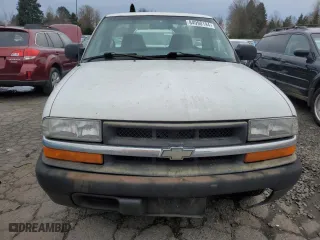 2000 Chevrolet S-10 LS with VIN 1GCCS1448YK160492, listed as a Copart auction lot 84990194 with 216,303 mi miles and Salvage Title. Bid and sale history available at carsss.com. Image 5.