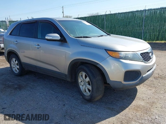 2012 Kia Sorento LX with VIN 5XYKTDA67CG282792, listed as a IAAI auction lot 41964825 with 175,654 mi miles. Bid and sale history available at carsss.com. Image 1.