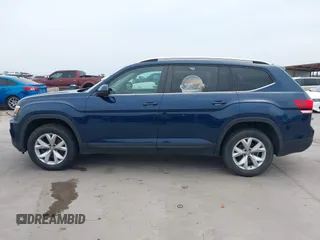 2018 Volkswagen Atlas SE z VIN 1V2KR2CA4JC532476, wystawiony jako IAAI lot #42070722 z przebiegiem 155 320 mil mil oraz . Historia ofert i sprzedaży dostępna na DreamBid. Obrazek 14.