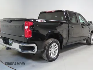 2024 Chevrolet Silverado 1500 LT with VIN 3GCPDKEK2RG420277, listed as a Copart auction lot 56982855 with 9,639 mi miles and Salvage Title. Bid and sale history available at DreamBid. Image 3.