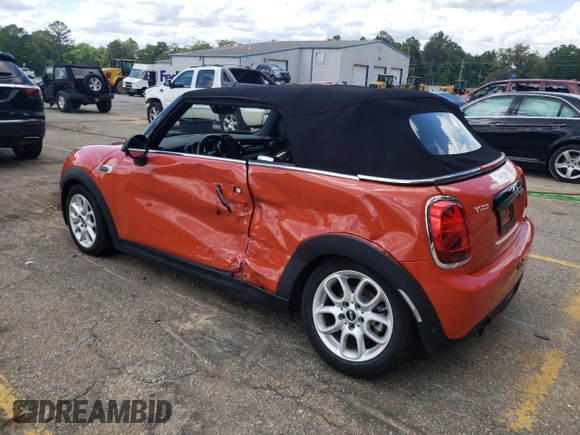 2019 MINI Convertible Cooper z VIN WMWWG5C56K3F79281, wystawiony jako Copart lot #56523045 z przebiegiem 15 078 mil mil oraz Szkoda całkowita • Salvage title. Historia ofert i sprzedaży dostępna na DreamBid. Obrazek 2.