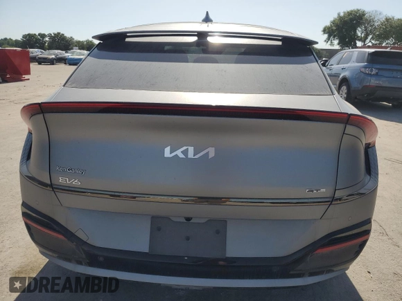 2024 Kia EV6 GT-Line z VIN KNDC44LA6R5202841, wystawiony jako Copart lot #57298405 z przebiegiem 18 mil mil oraz Szkoda całkowita • Salvage title. Historia ofert i sprzedaży dostępna na DreamBid. Obrazek 6.