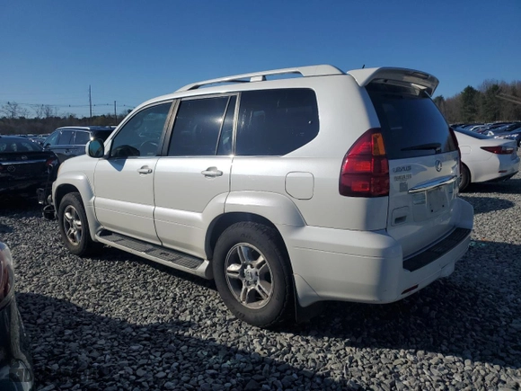 2007 Lexus GX 470 with VIN JTJBT20X970138720, listed as a Copart auction lot 53390435 with 220,051 mi miles and Clean Title. Bid and sale history available at carsss.com. Image 2.
