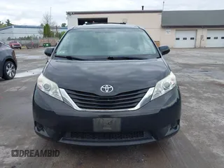 2014 Toyota Sienna LE AAS with VIN 5TDKK3DC0ES487830, listed as a IAAI auction lot 42216342 with 155,973 mi miles and . Bid and sale history available at carsss.com. Image 12.