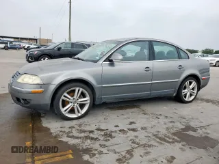 2004 Volkswagen Passat GLS z VIN WVWPD63B04P325358, wystawiony jako Copart lot #57180485 z przebiegiem 195 553 mil mil oraz Czysty tytuł • Clean title. Historia ofert i sprzedaży dostępna na DreamBid. Obrazek 1.