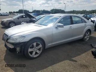2011 Mercedes-Benz S 550 with VIN WDDNG8GB8BA380246, listed as a Copart auction lot 61129585 with 139,688 mi miles and Salvage title. Bid and sale history available at DreamBid. Image 1.